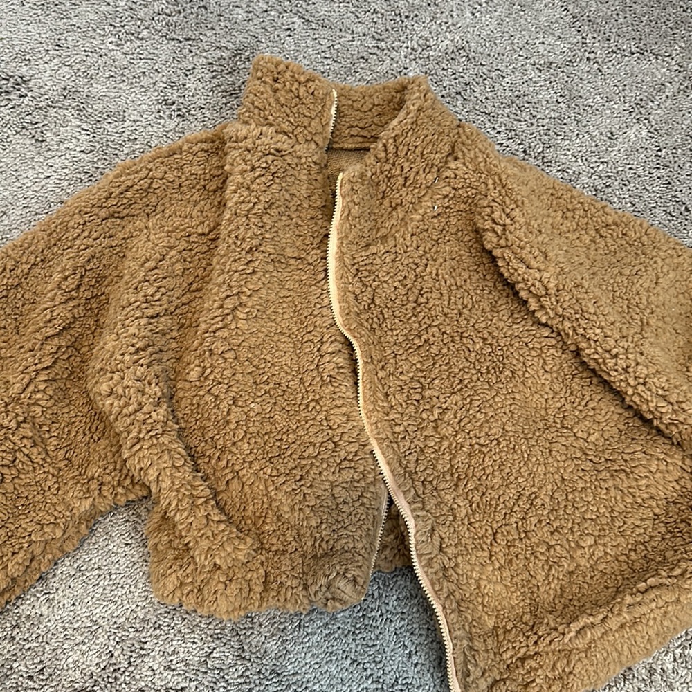 Furry jacket - Picture 2 of 2
